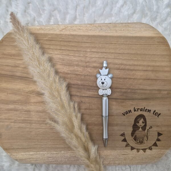 Pen zilveren beer
