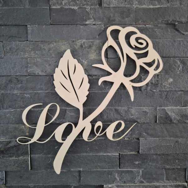 Houten roos met Love tekst