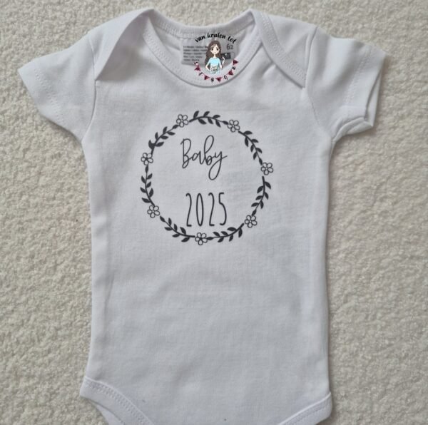 Romper met tekst  - Baby 2025